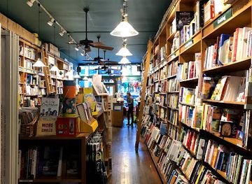 colorado/telluride/shop/between-the-covers-bookstore-and-bruno-cafe