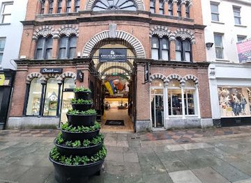 ireland/county-cork/shop/paul-street-shopping-centre