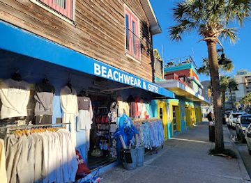 south-carolina/folly-beach/shop/beachwear-gifts
