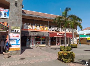 saint-kitts-and-nevis/pinney-s-beach/shop/desires