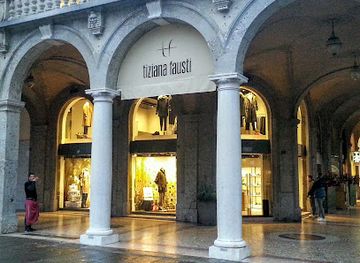 italy/bergamo/shop/tiziana-fausti