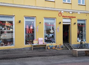 denmark/hillerod/shop/mothers-aid-op-shop
