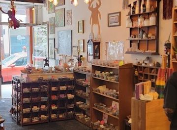 california/san-diego/shop/the-cave-of-wonders