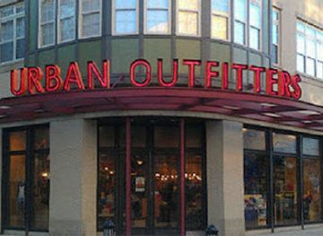 indiana/south-bend/northeast-south-bend/shop/urban-outfitters