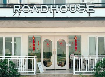 thailand/mekong-river-region/shop/roadhouse