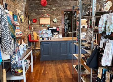kentucky/louisville/butchertown/shop/peace-of-the-earth