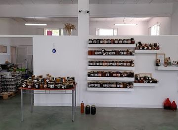 albania/permet/shop/rovena