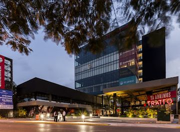 mexico/yucatan-peninsula/shop/plaza-peninsula