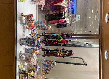 new-jersey/atlantic-city/shop/emperiors-essentials