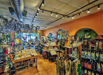 kansas/wichita/old-town/shop/lucinda-s