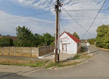 hungary/western-transdanubia/shop/vanessa-vegyesbolt