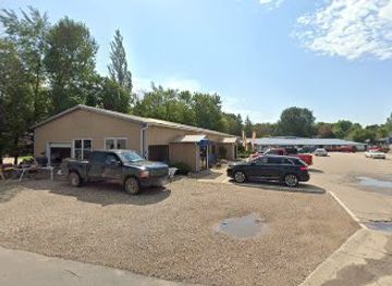 iowa/lake-okoboji/shop/dave-s-second-hand-depot