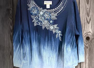 tennessee/hatchie-river-area/shop/iva-s-dress-shop