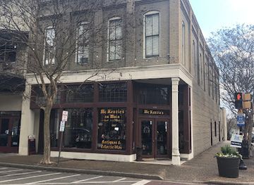 mississippi/hattiesburg/shop/mckenzie-s-on-main