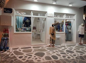 greece/naxos/shop/alley-naxos