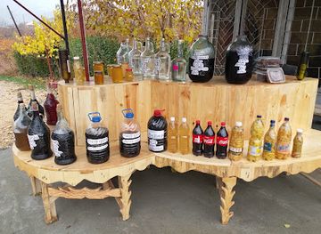 armenia/noravank-monastery/shop/homemade-wine-vodka-fruits