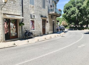 croatia/trogir/shop/boutique-retro