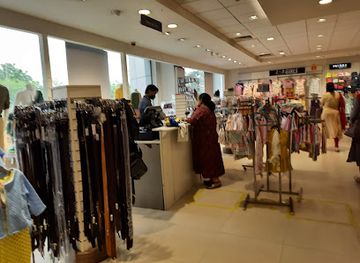 india/agra/rakabganj/shop/ashok-cosmos-mall