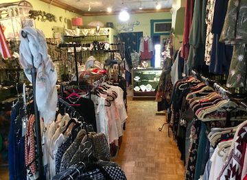 pennsylvania/chester-county/shop/green-eyed-lady-boutique