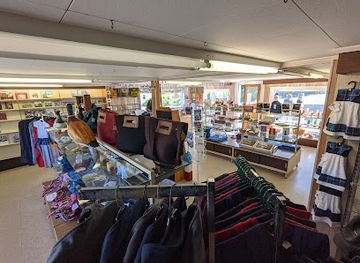 canada/atlantic-canada/shop/peggy-s-cove-gift-shop