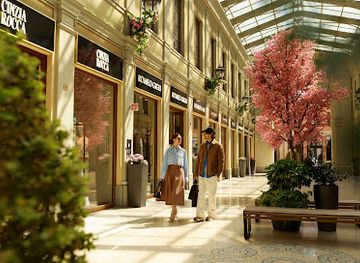 italy/lombardy/shop/franciacorta-village
