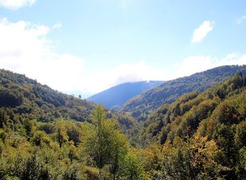 montenegro/lakes-of-plav/shop/radmilica-enjoy-the-view