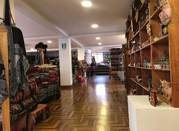 peru/cusco-region/shop/la-vicunita-factory
