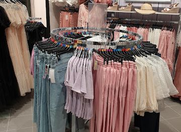 tanzania/zanzibar-city/shop/redtag-zanzibar