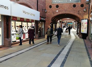united-kingdom/cumbria/shop/the-lanes-shopping-centre