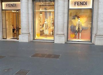 vatican-city/apostolic-palace/shop/fendi