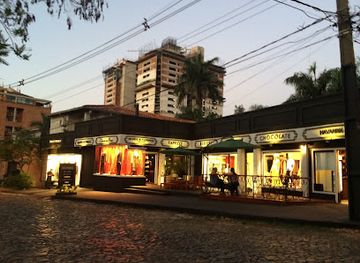 paraguay/capital-district/shop/paseo-premium
