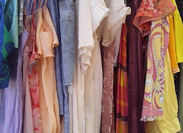 costa-rica/guanacaste/shop/moonstone-vintage