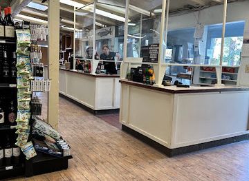 california/santa-catalina-island/shop/two-harbors-general-store