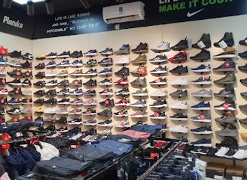 kosovo/mitrovica/shop/boutique-egar