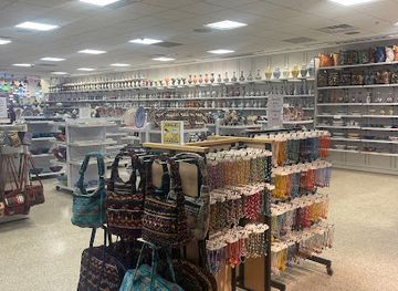 wisconsin/baraboo-range/shop/unique-gift-n-more