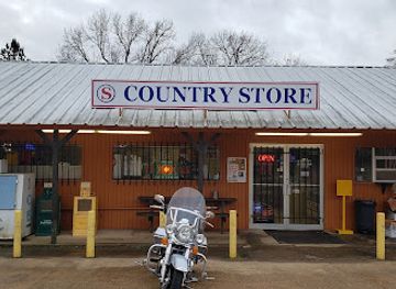 louisiana/caddo-lake/shop/circle-s-country-store