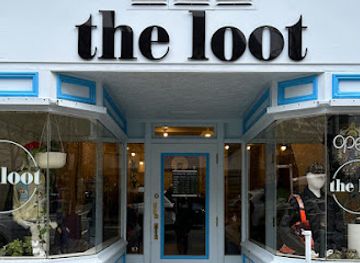 canada/halifax/shop/the-loot-vintage