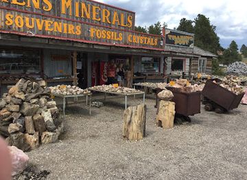 Ken's Minerals & Trading Post