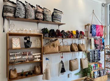 thailand/koh-tao/shop/the-iyara-souvenir-koh-tao