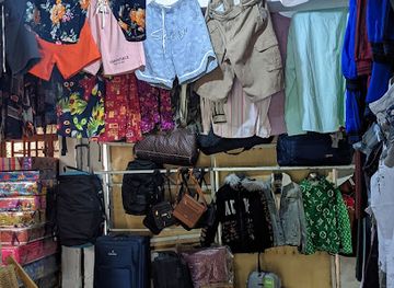 rwanda/kibuye/shop/safari-dyisgn-shop