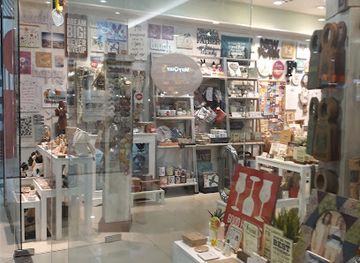 philippines/manila/shop/papemelroti-sm-city-manila