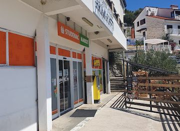 croatia/hvar-island/shop/studenac-market