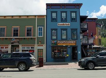 colorado/crested-butte/shop/poohs-corner-inc