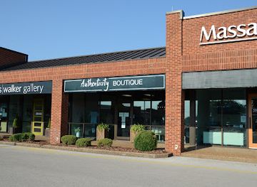 kentucky/bowling-green/shop/authenticity-boutique