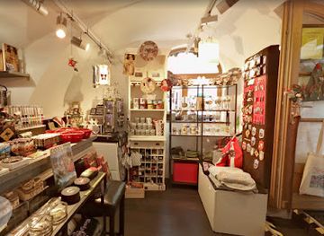 austria/salzburg/leopoldskron-moos/shop/heart-of-mozart-souvenirs-und-geschenkartikel