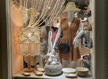 egypt/el-gouna/downtown-el-gouna/shop/things-lilies