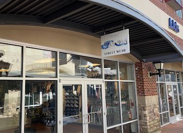 new-hampshire/merrimack-valley/shop/la-ola-streetwear