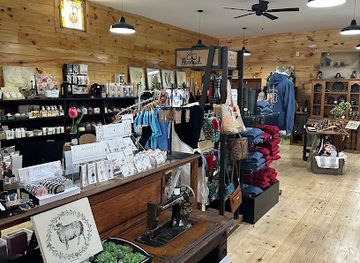 pennsylvania/bald-eagle-state-park/shop/olde-village-mercantile-co