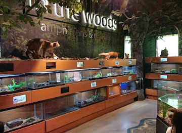 connecticut/hammonasset-beach-state-park/shop/meigs-point-nature-center