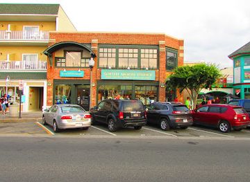 delaware/rehoboth-beach/shop/south-moon-under
